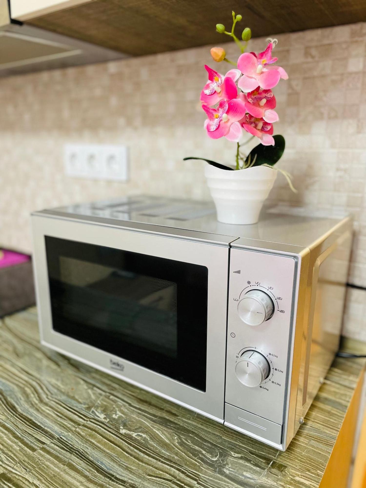 Sea View Apartments Orbi Beach Tower バトゥーミ エクステリア 写真
