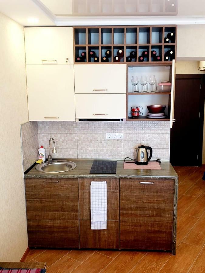 Sea View Apartments Orbi Beach Tower バトゥーミ エクステリア 写真
